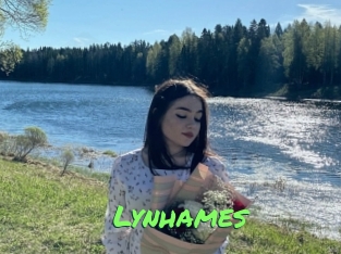 lynhames Gros Seins
