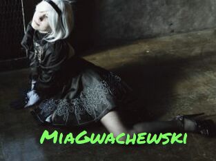 MiaGwachewski Gros Seins
