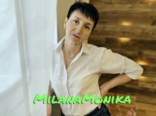 MilanaMonika Gros Seins