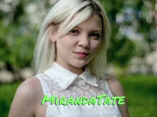 MirandaTate Gros Seins