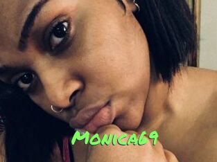 Monica69 Gros Seins