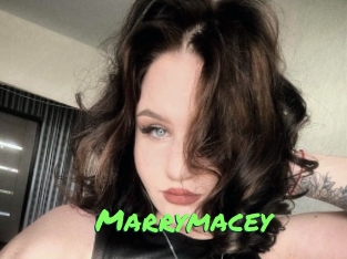 marrymacey Gros Seins