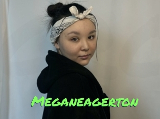 meganeagerton Gros Seins