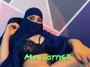 Mia_hotty62