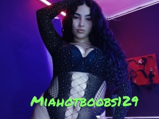 Miahotboobs129