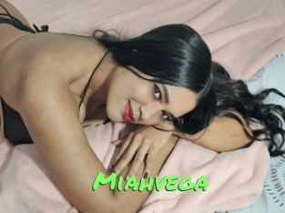 miahvega Gros Seins