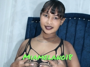 miamelano18 Gros Seins