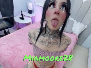 miamoore28 Gros Seins
