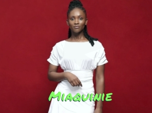 miaquinie Gros Seins