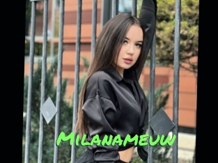 milanameuw Gros Seins
