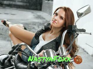 NastyaFoxx
