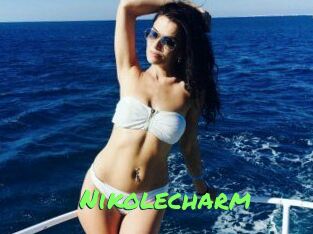 Nikole_charm Gros Seins
