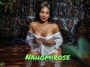 nahomirose Gros Seins
