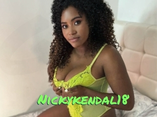 nickykendal18 Gros Seins