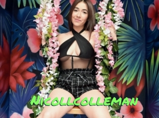 nicollcolleman Gros Seins