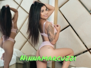 ninnamarcuzzi Gros Seins