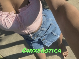 onyxerotica Gros Seins