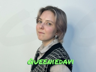 queeniedavi Gros Seins