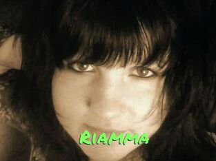 Riamma Gros Seins