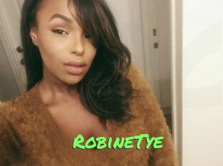 Robine_Tye Gros Seins
