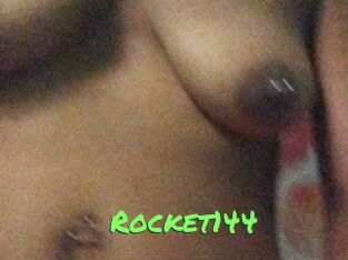 Rocket144 Gros Seins