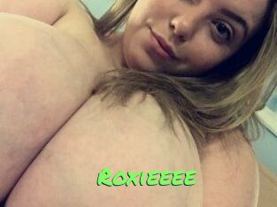 Roxieeee
