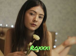 Roxxxi Gros Seins