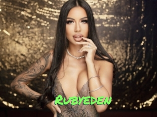 rubyeden Gros Seins