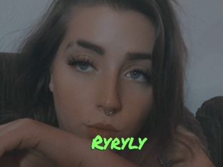 ryryly Gros Seins