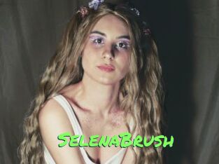 SelenaBrush Gros Seins
