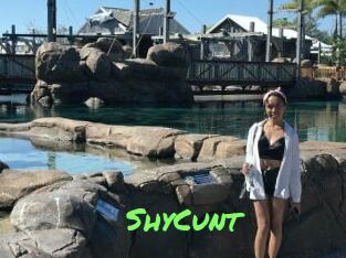 ShyCunt Gros Seins