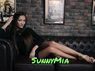 SunnyMia Gros Seins