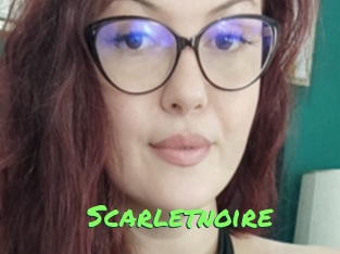 scarletnoire Gros Seins