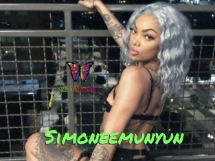 simoneemunyun Gros Seins