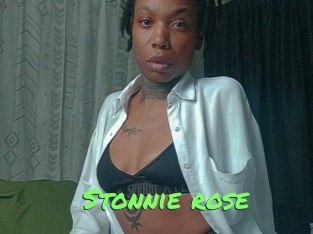 Stonnie_rose
