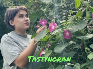 tastynoran Gros Seins