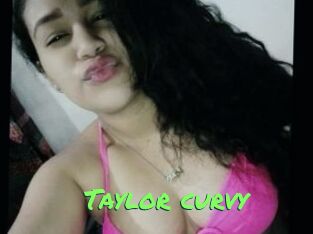 Taylor_curvy