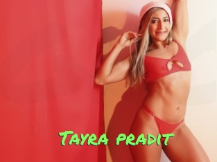 tayra_pradit Gros Seins