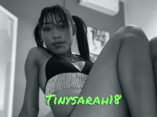 tinysarah18 Gros Seins