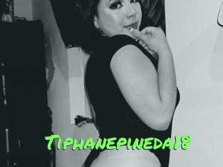 tiphanepineda18 Gros Seins