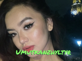 umutkanzhyltyr Gros Seins