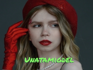 unatamigdel Gros Seins