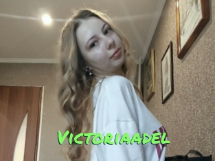 victoriaadel Gros Seins