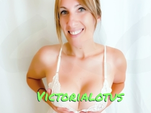 victorialotus Gros Seins