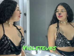 Violeteuks