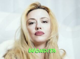 wondita Gros Seins