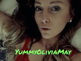 YummyOliviaMay Gros Seins