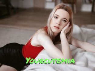 yourcutemia Gros Seins