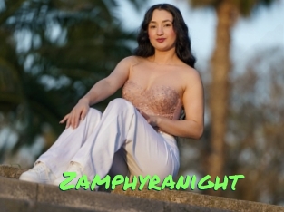zamphyranight Gros Seins