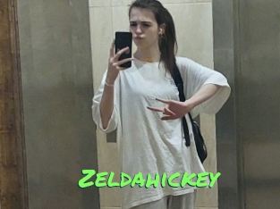 zeldahickey Gros Seins
